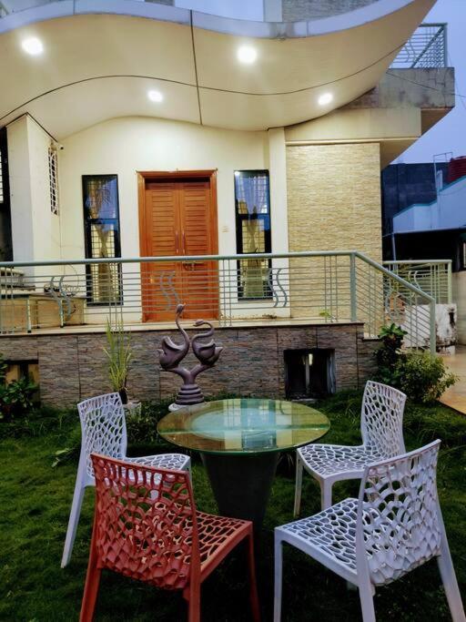 Private & Elegant 3Bhk Villa, Hillside Hideaway, 10 Mins From Mh Bus Stand Aurangabad  Eksteriør billede